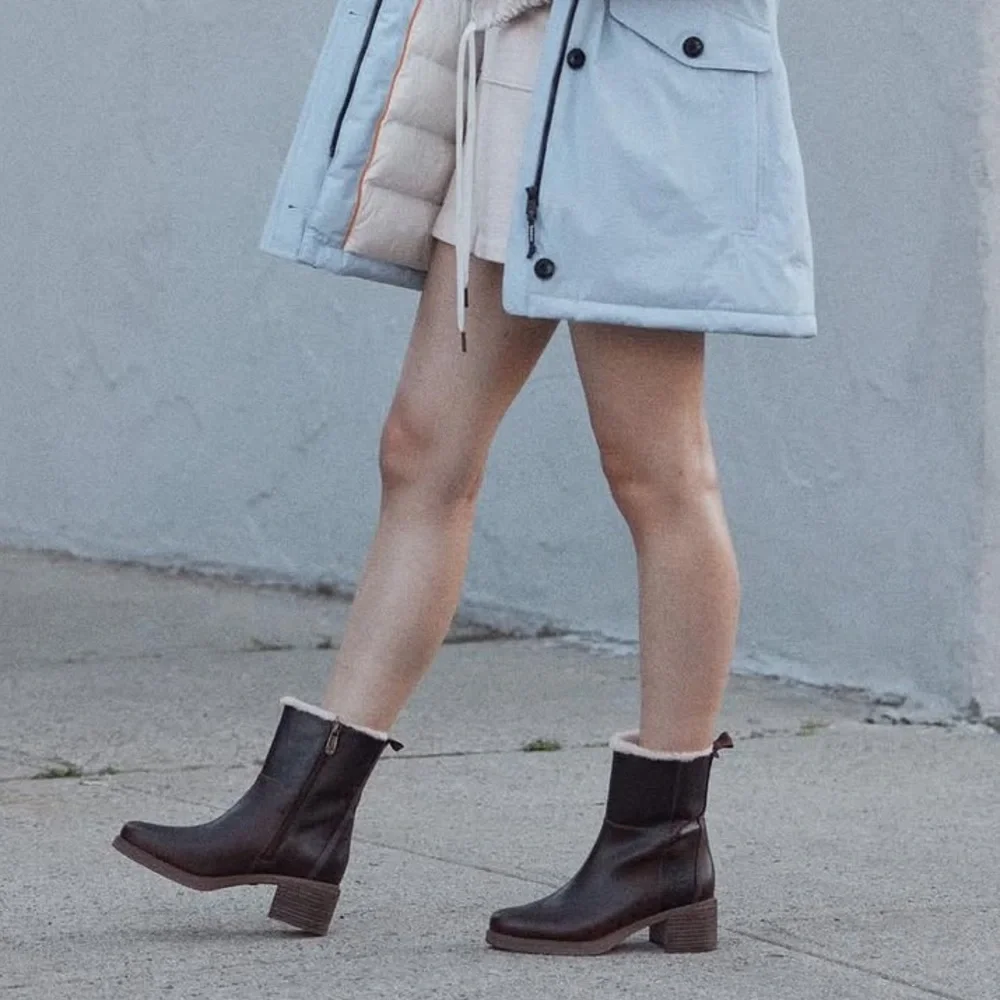 Timberland Dalston Vibe Waterproof Faux Fur Lined Boots | EUC Size 8.5 - Picture 4 of 12